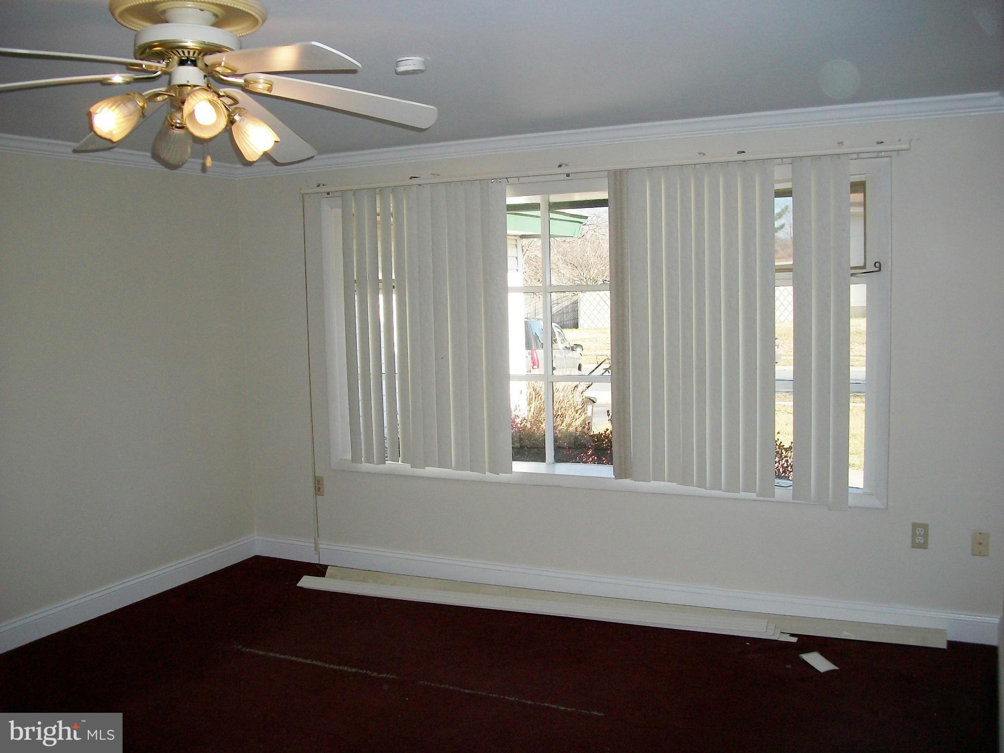 5910 Michael Road Waldorf, MD 20601 - Photo 3 of 21 Living Room