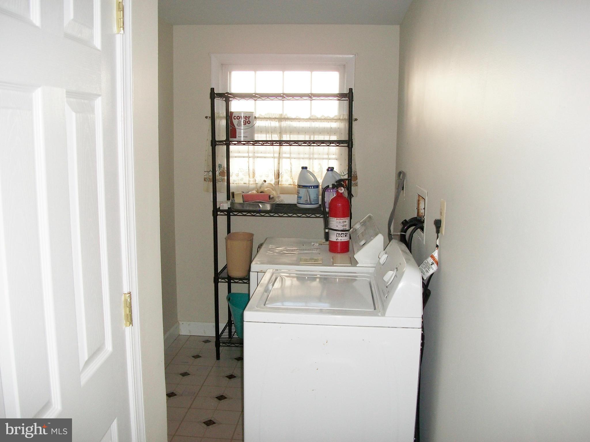 5910 Michael Road Waldorf, MD 20601 - Photo 10 of 21 Laundry