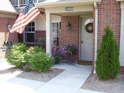 20666 Dunham Road Clinton Township, MI 48038 - Photo 9 of 9 524253-8.JPG