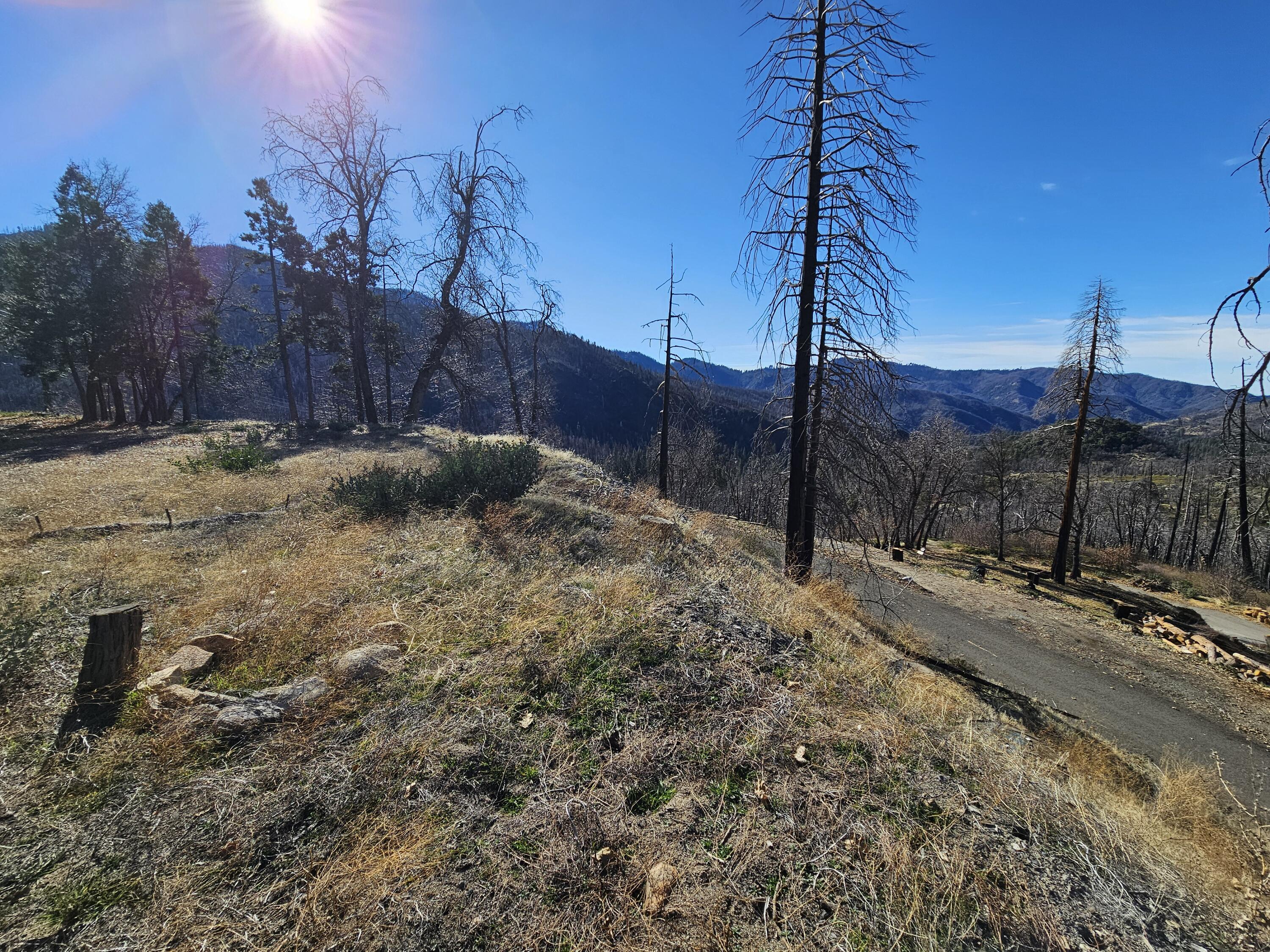 Circle Way Way Springville, CA 93265 - Photo 2 of 11 20251215_123001(1)