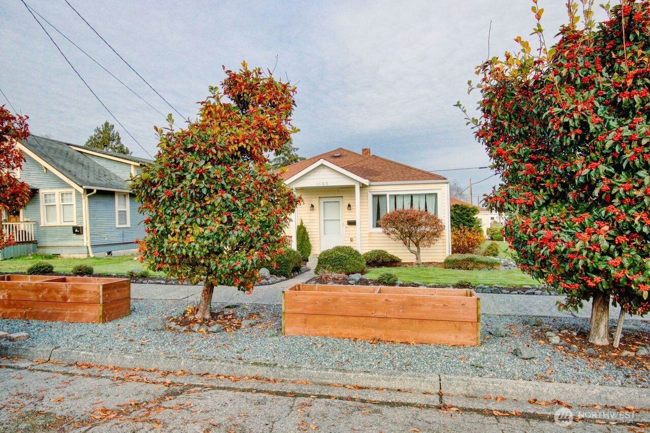 1102 17th Street Anacortes, WA 98221 - Photo 15 of 23