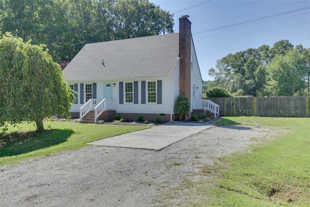 100 Quail Road Yorktown, VA 23692 - Photo 3 of 35