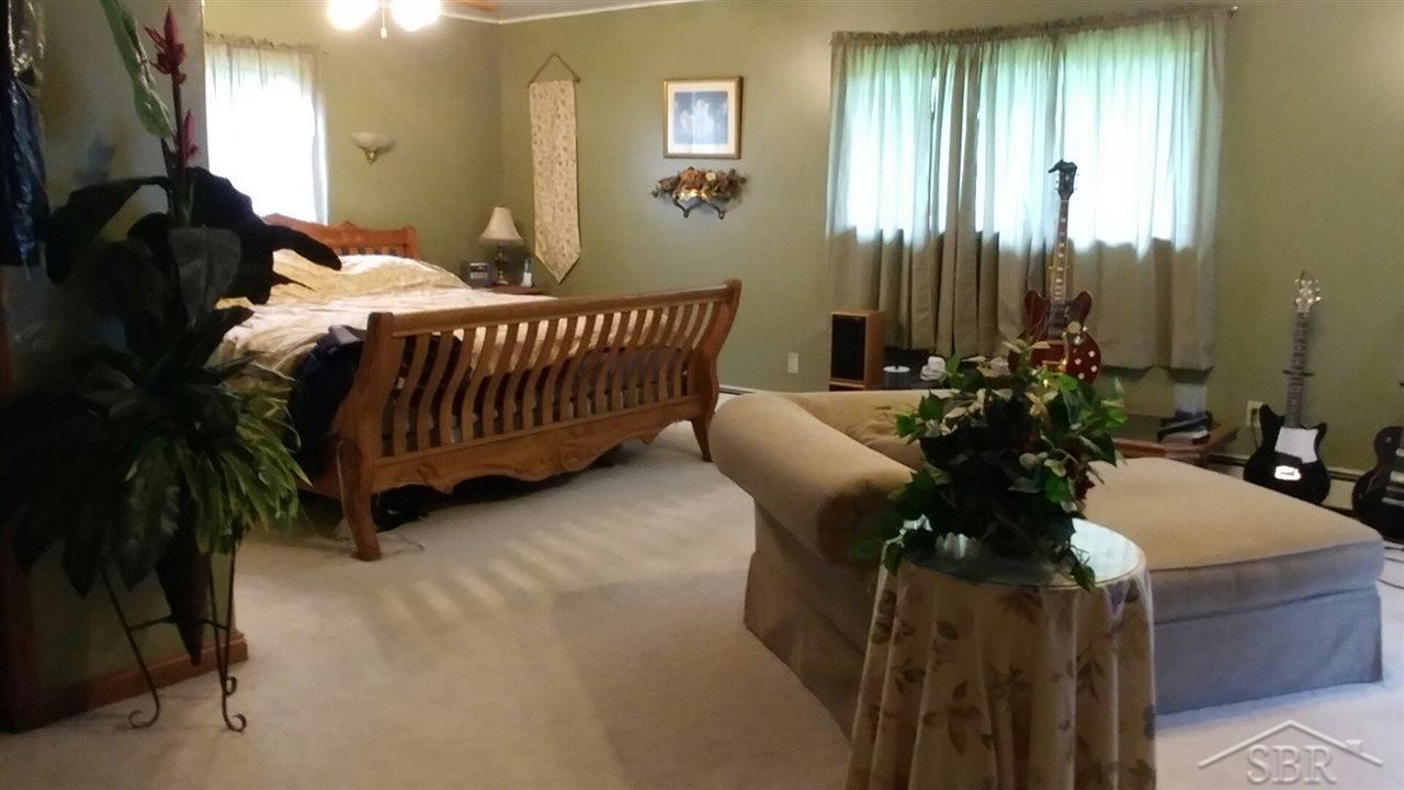 2246 West Gary Road Montrose, MI 48457 - Photo 8 of 16 Master Bedroom 1
