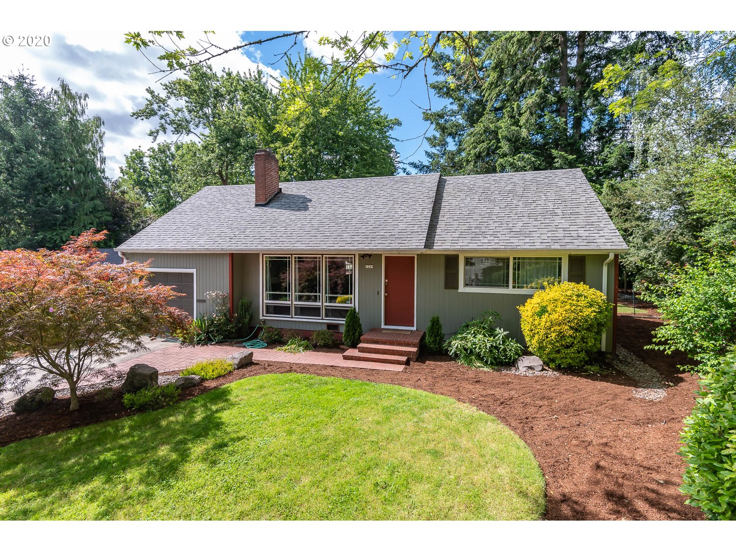 6249 Southwest 47th Place Portland, OR 97221 - Photo 4 of 32 Gallery Image 4