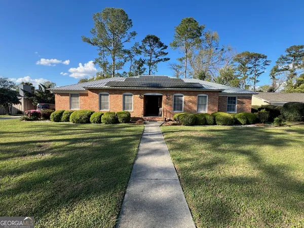 $285,000 | 108 Sunnymeade Drive, Valdosta, GA 31605