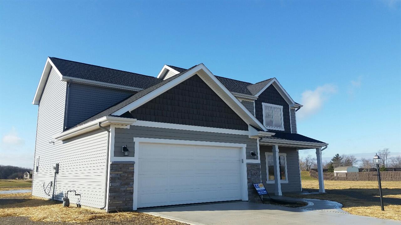 202 Grey Goose Boulevard Decatur, IN 46733 - Photo 2 of 5