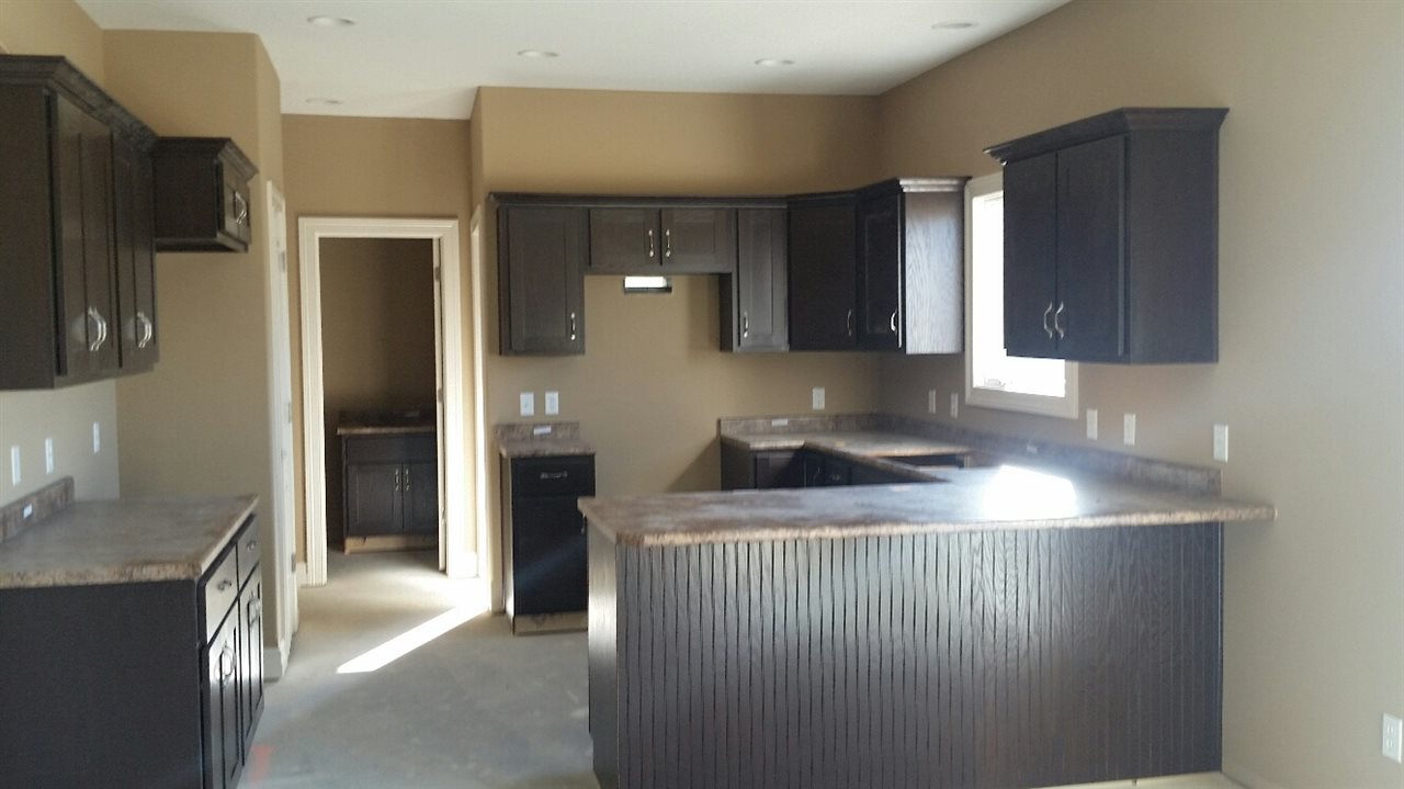 202 Grey Goose Boulevard Decatur, IN 46733 - Photo 4 of 5