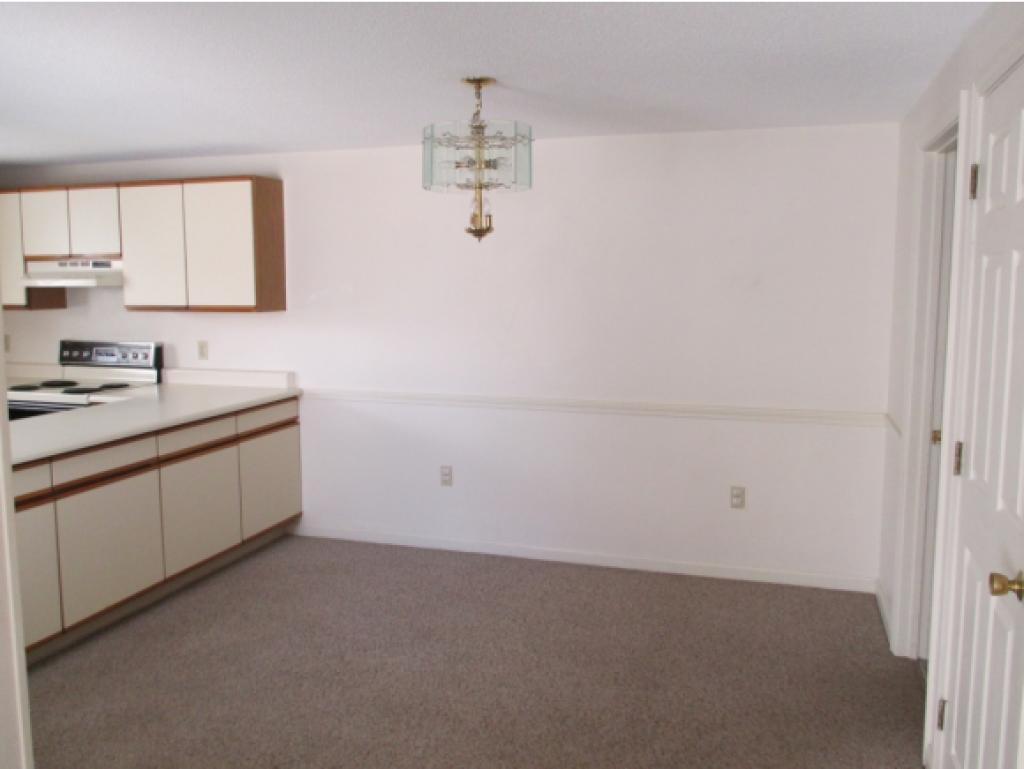 27 Springfield Estates, Unit 27 Rochester, NH 03867 - Photo 5 of 15