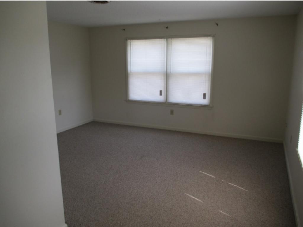 27 Springfield Estates, Unit 27 Rochester, NH 03867 - Photo 8 of 15