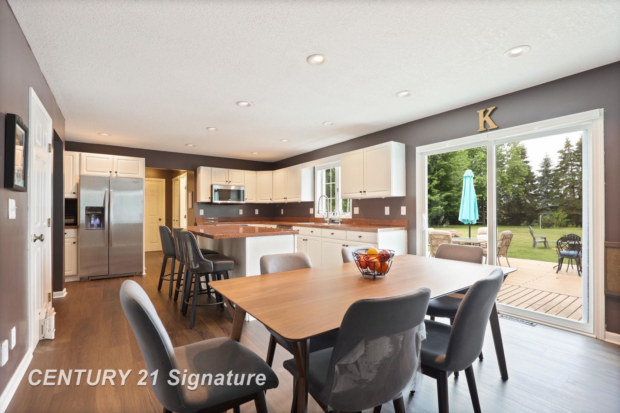 4111 Autumn Ridge Saginaw, MI 48603 - Photo 12 of 76 50182381-1890f3a1-30c0-4a20-9168-dfef4fa5345a.JPG