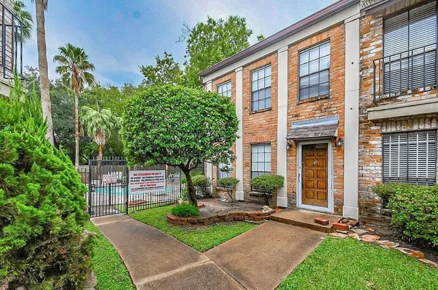 $1,495 | 5100 Allendale Road, Unit 306, Houston, TX 77017