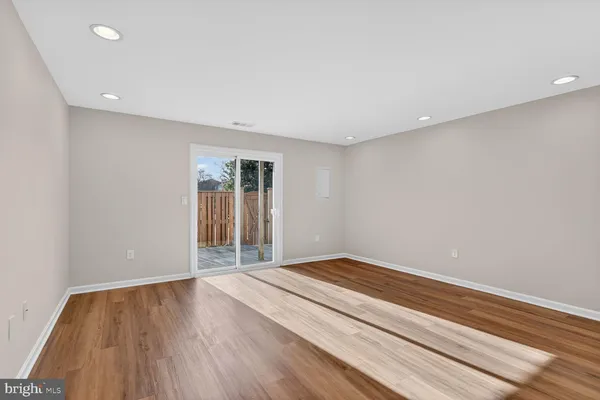 $489,900 | 3854 9th Road South, Unit 3854, Arlington, VA 22204