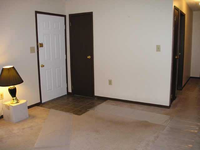721 Liberty Road Delaware, OH 43015 - Photo 4 of 5 Gallery Image 4
