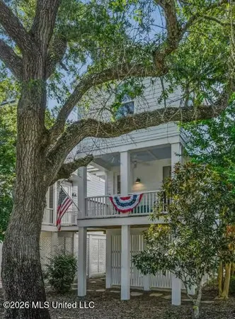 $360,000 | 215 East 2nd Street, Unit 4C, Pass Christian, MS 39571