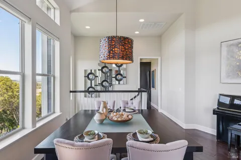 $1,775,000 | 9 Edgehill Way, San Rafael, CA 94903