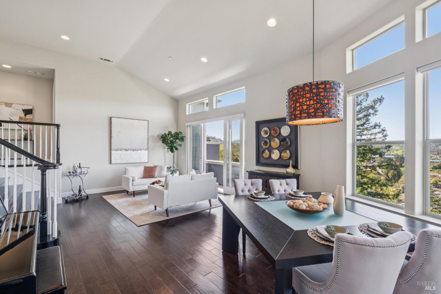 9 Edgehill Way San Rafael, CA 94903 - Photo 23 of 69