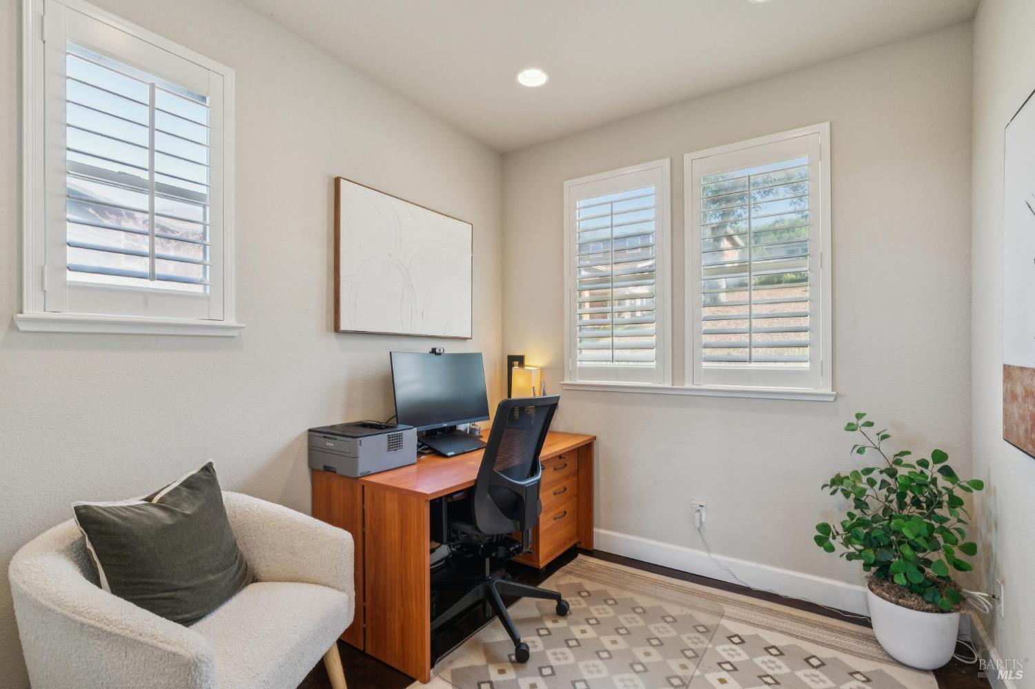 9 Edgehill Way San Rafael, CA 94903 - Photo 41 of 69 a work room with furniture and a window