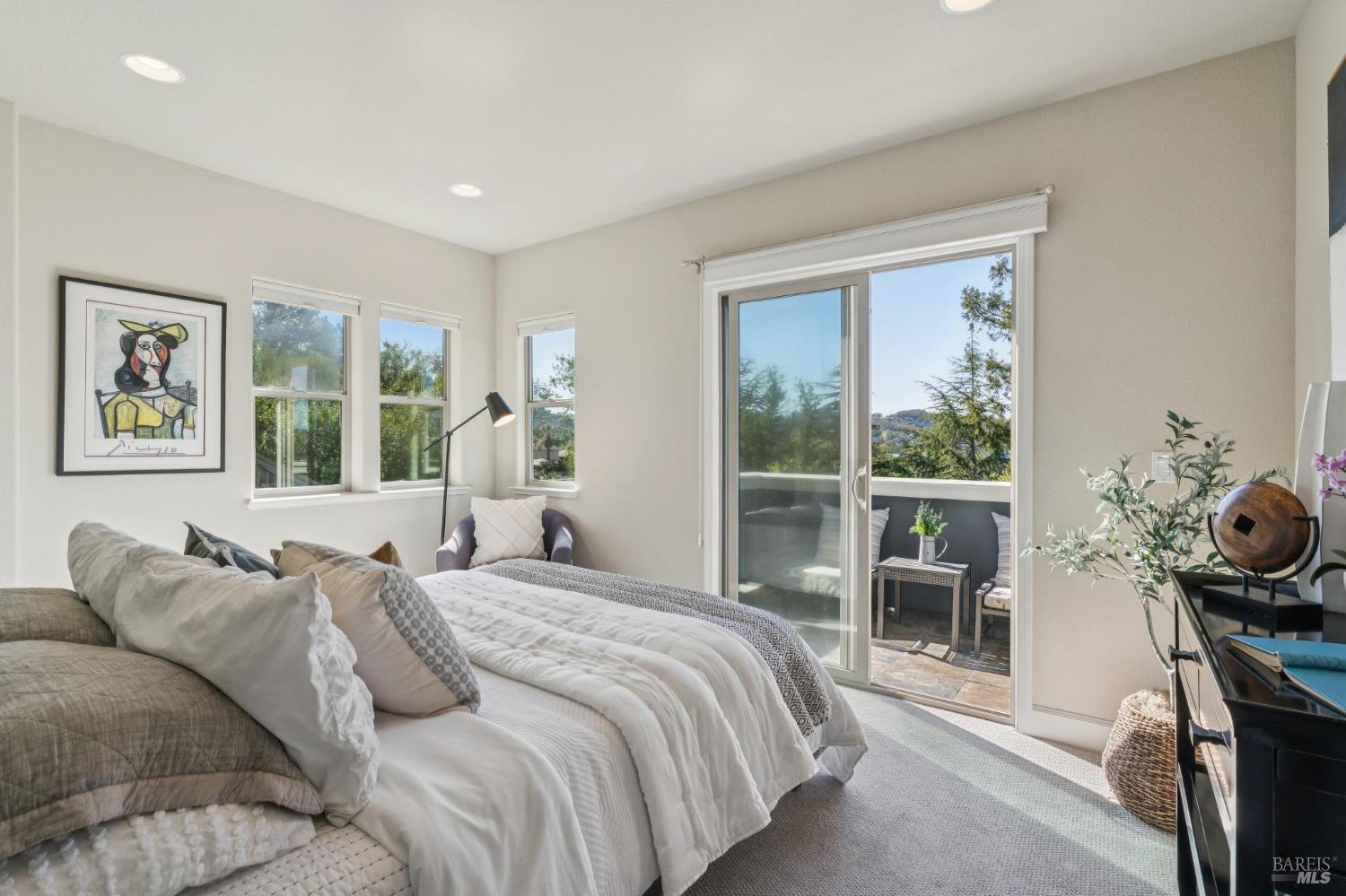 9 Edgehill Way San Rafael, CA 94903 - Photo 55 of 68 Bedroom 3