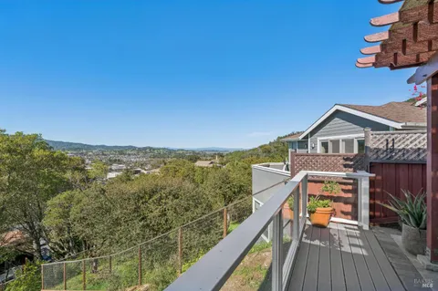 $1,775,000 | 9 Edgehill Way, San Rafael, CA 94903