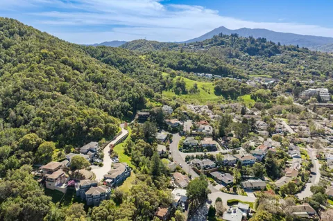$1,775,000 | 9 Edgehill Way, San Rafael, CA 94903