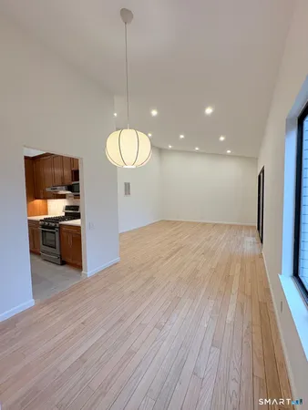 $3,200 | 9 Cook Close, Unit 9, Ridgefield, CT 06877