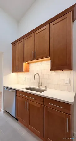$3,200 | 9 Cook Close, Unit 9, Ridgefield, CT 06877