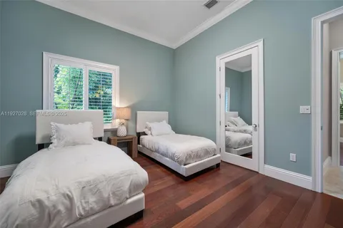 $5,390,000 | 6890 Southwest 94th Street, Pinecrest, FL 33156