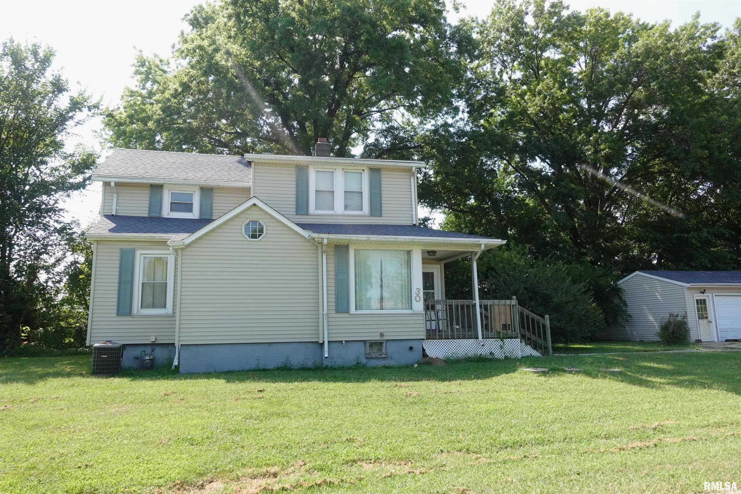 30 North Soangetaha Road Galesburg, IL 61401 - Photo 2 of 24