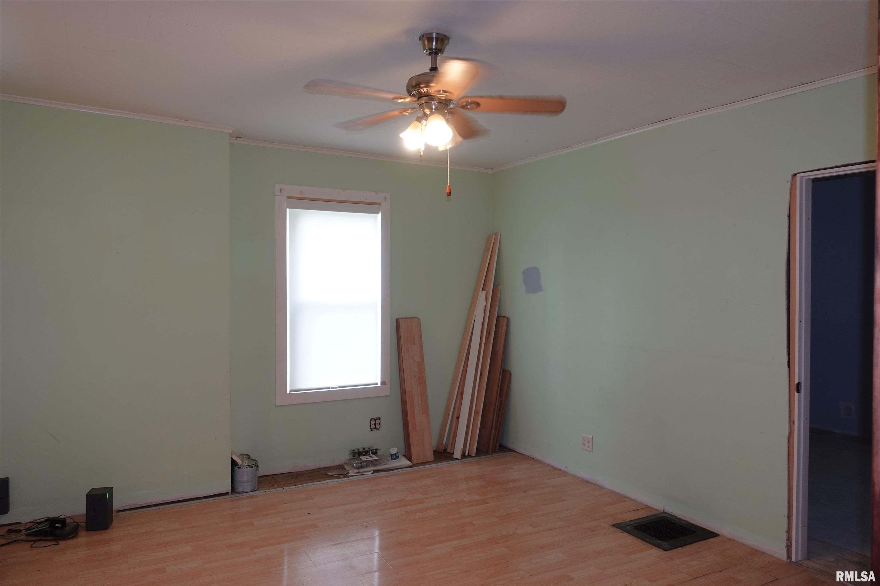 30 North Soangetaha Road Galesburg, IL 61401 - Photo 8 of 24