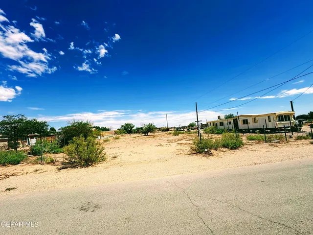 a view of a terrace space