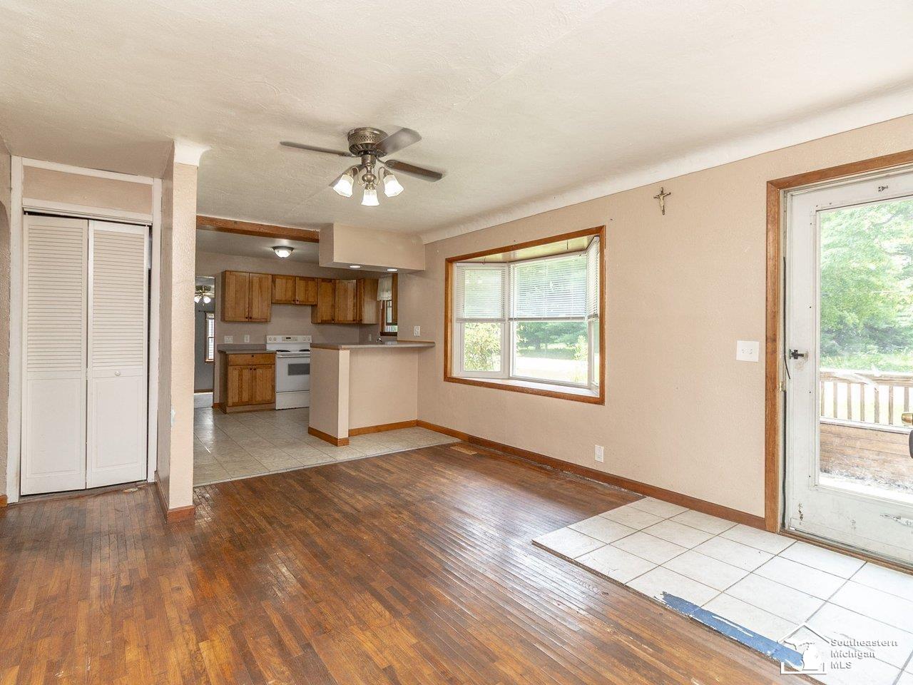 3840 West Erie Road Temperance, MI 48182 - Photo 8 of 33