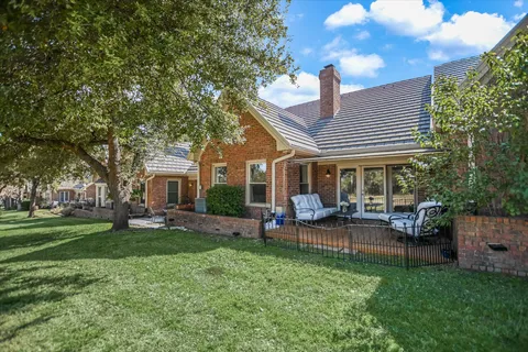 $525,000 | 50 Tournament Way, Unit I52, The Hills, TX 78738