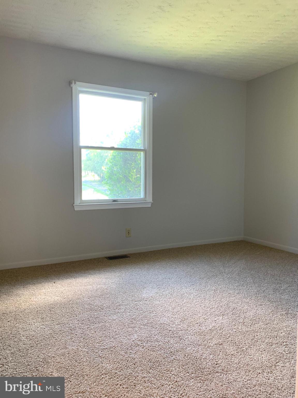 10413 Elys Ford Road Fredericksburg, VA 22407 - Photo 10 of 15 Bedroom 2