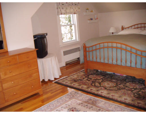 61 Winter Park Road Framingham, MA 01702 - Photo 9 of 28 Gallery Image 9
