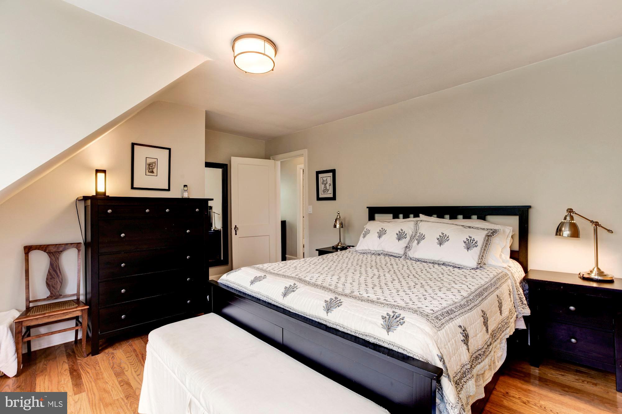 6212 Walhonding Road Bethesda, MD 20816 - Photo 36 of 60 UL Bedroom