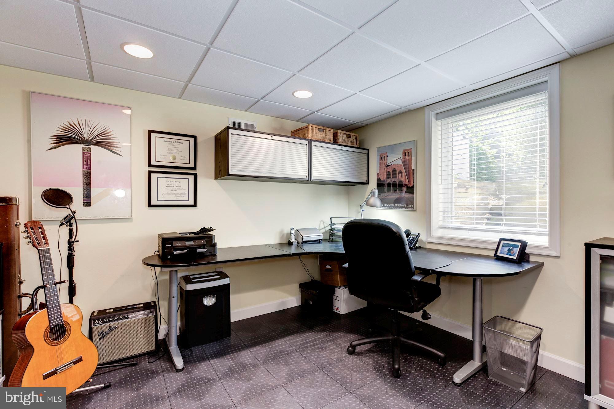 6212 Walhonding Road Bethesda, MD 20816 - Photo 46 of 60 LL basement den/bonus room