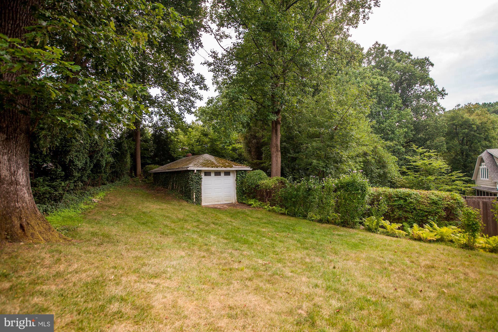 6212 Walhonding Road Bethesda, MD 20816 - Photo 60 of 60 Oversized detached 1-car garage