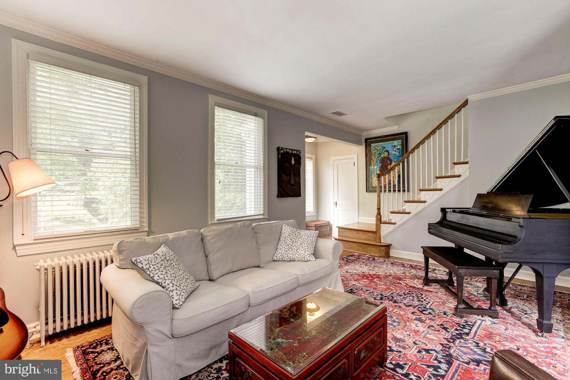 6212 Walhonding Road Bethesda, MD 20816 - Photo 7 of 60 Living Room