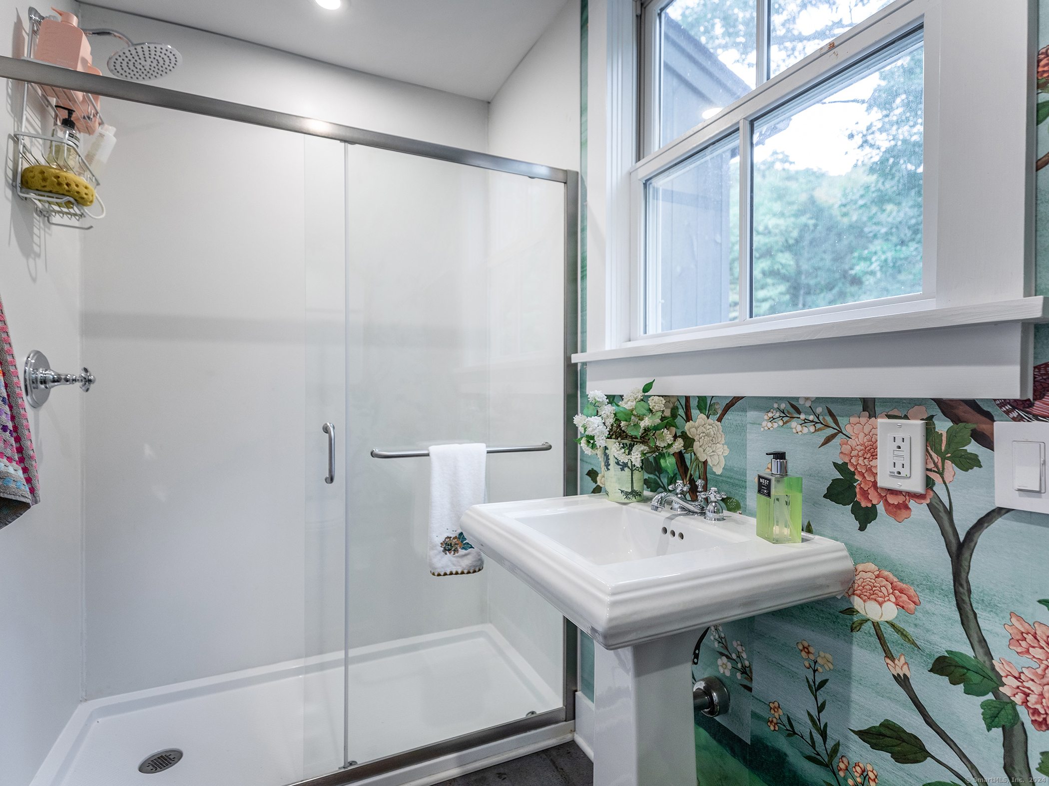 379 Lake Road Warren, CT 06777 - Photo 25 of 36 a bathroom with a sink and mirror