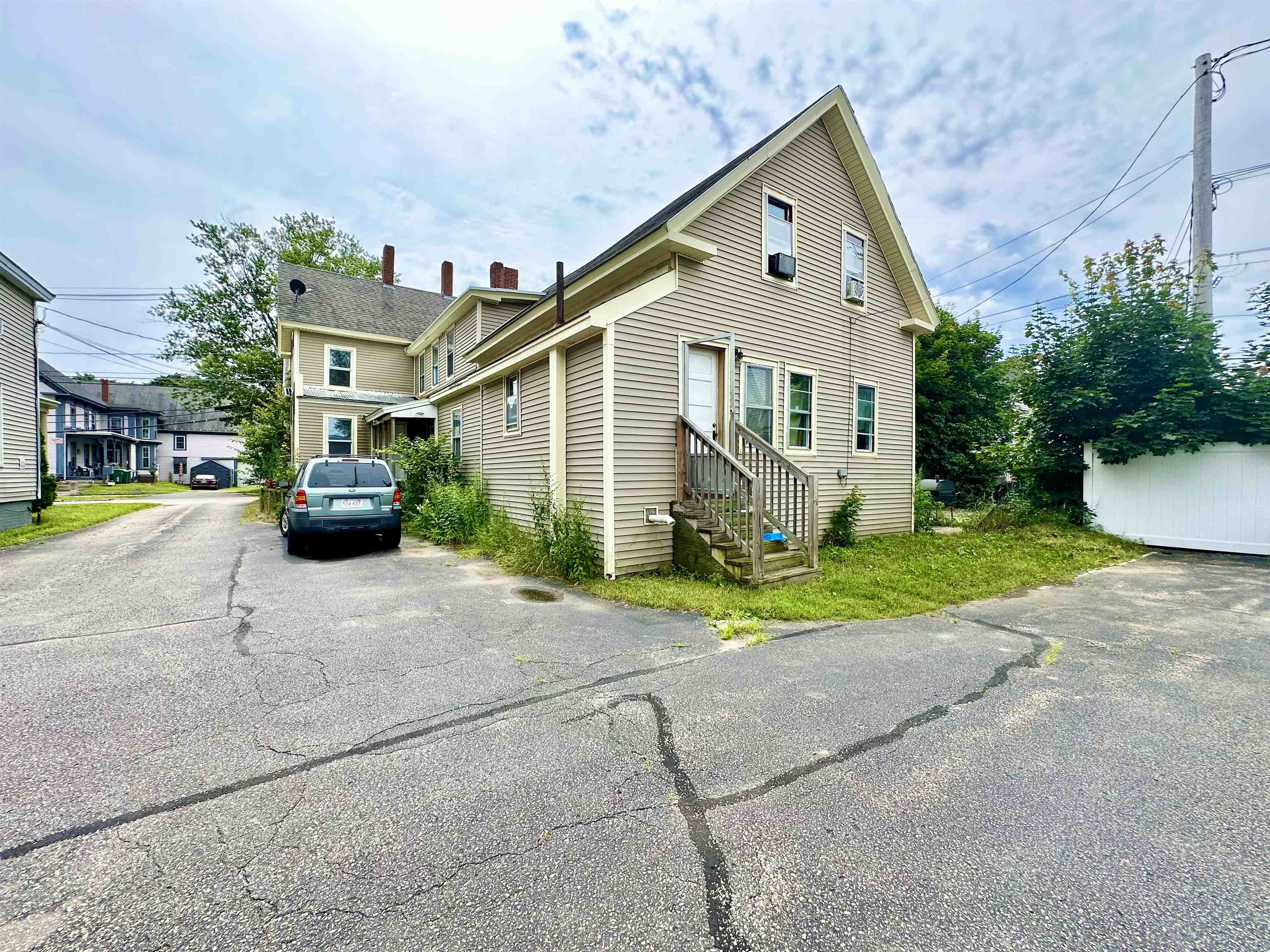 328 Portland Street Rochester, NH 03867 - Photo 22 of 33