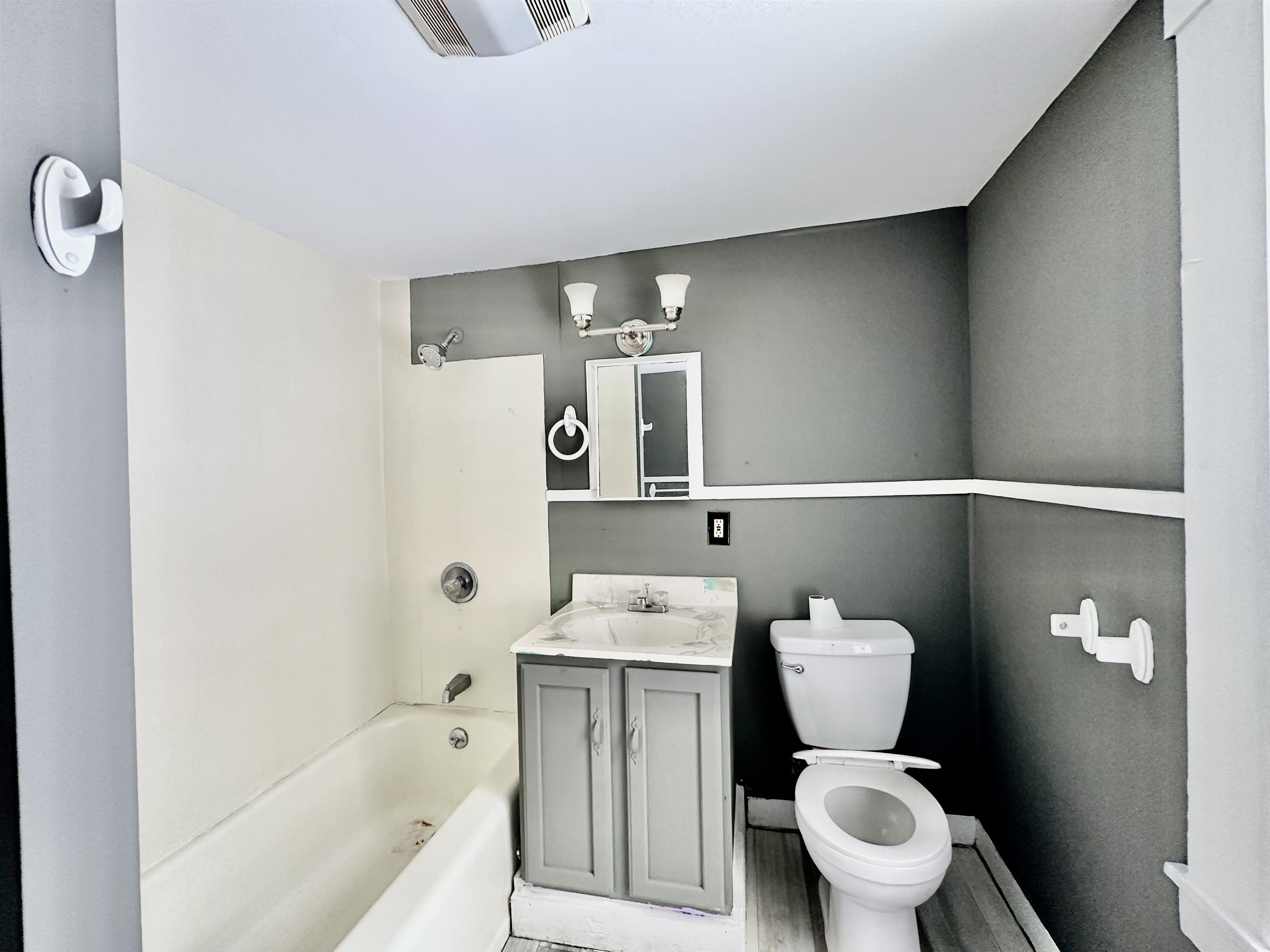 328 Portland Street Rochester, NH 03867 - Photo 31 of 33