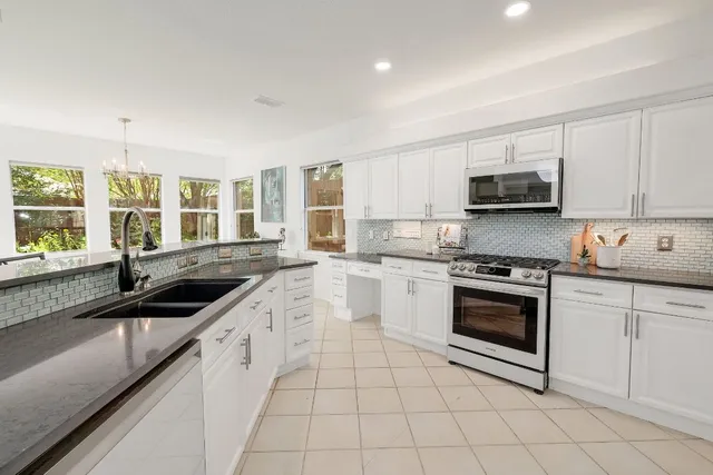 $500,000 | 9627 Copper Creek Drive, Austin, TX 78729