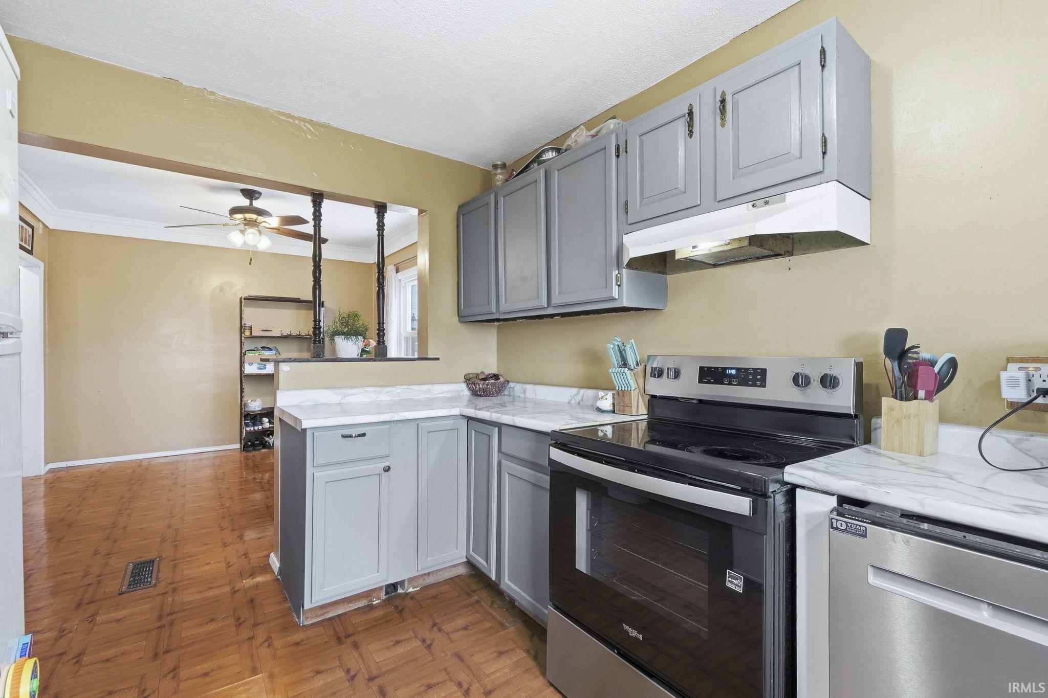 2230 Cass Street Fort Wayne, IN 46808 - Photo 11 of 29