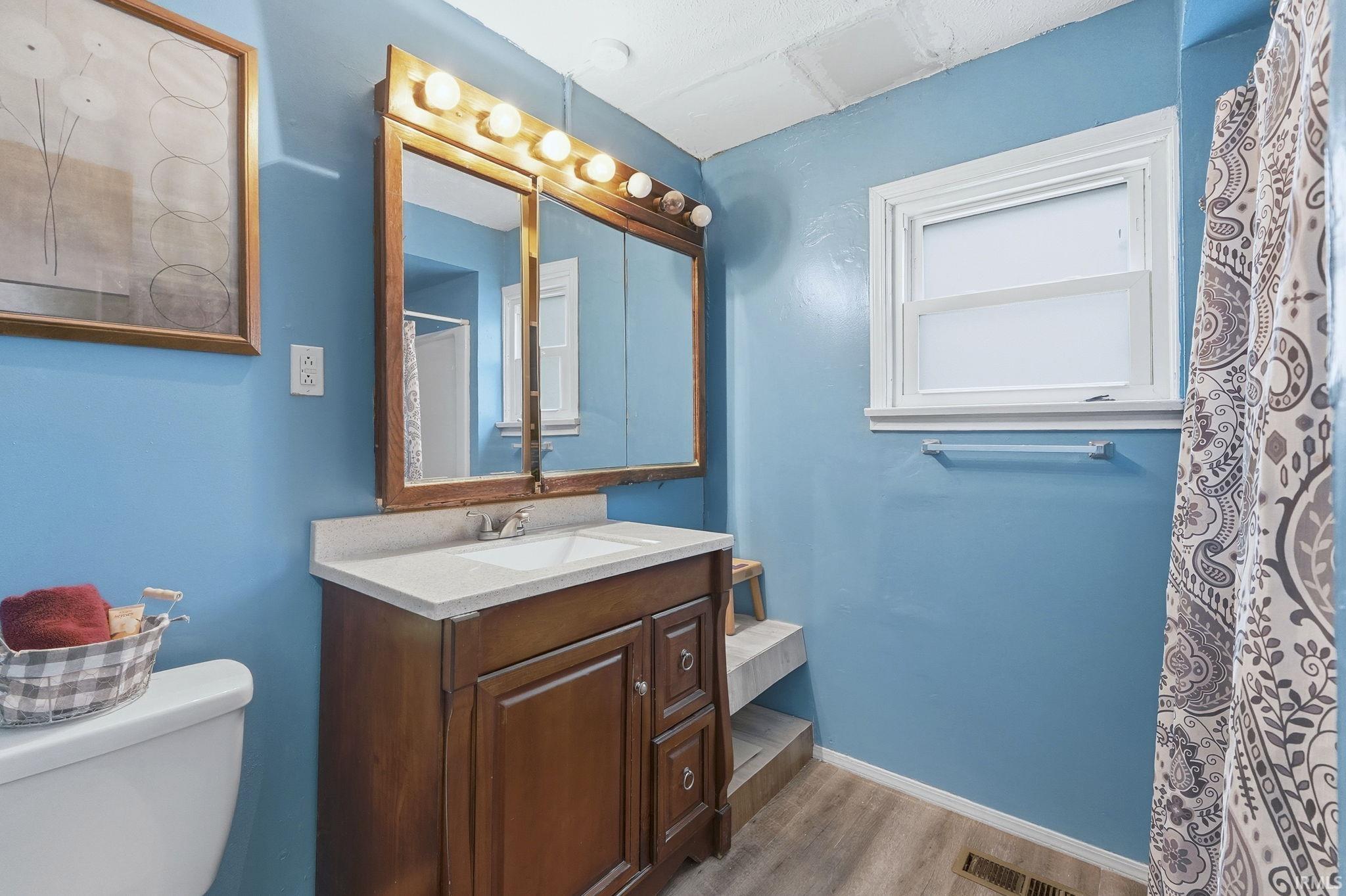 2230 Cass Street Fort Wayne, IN 46808 - Photo 12 of 29