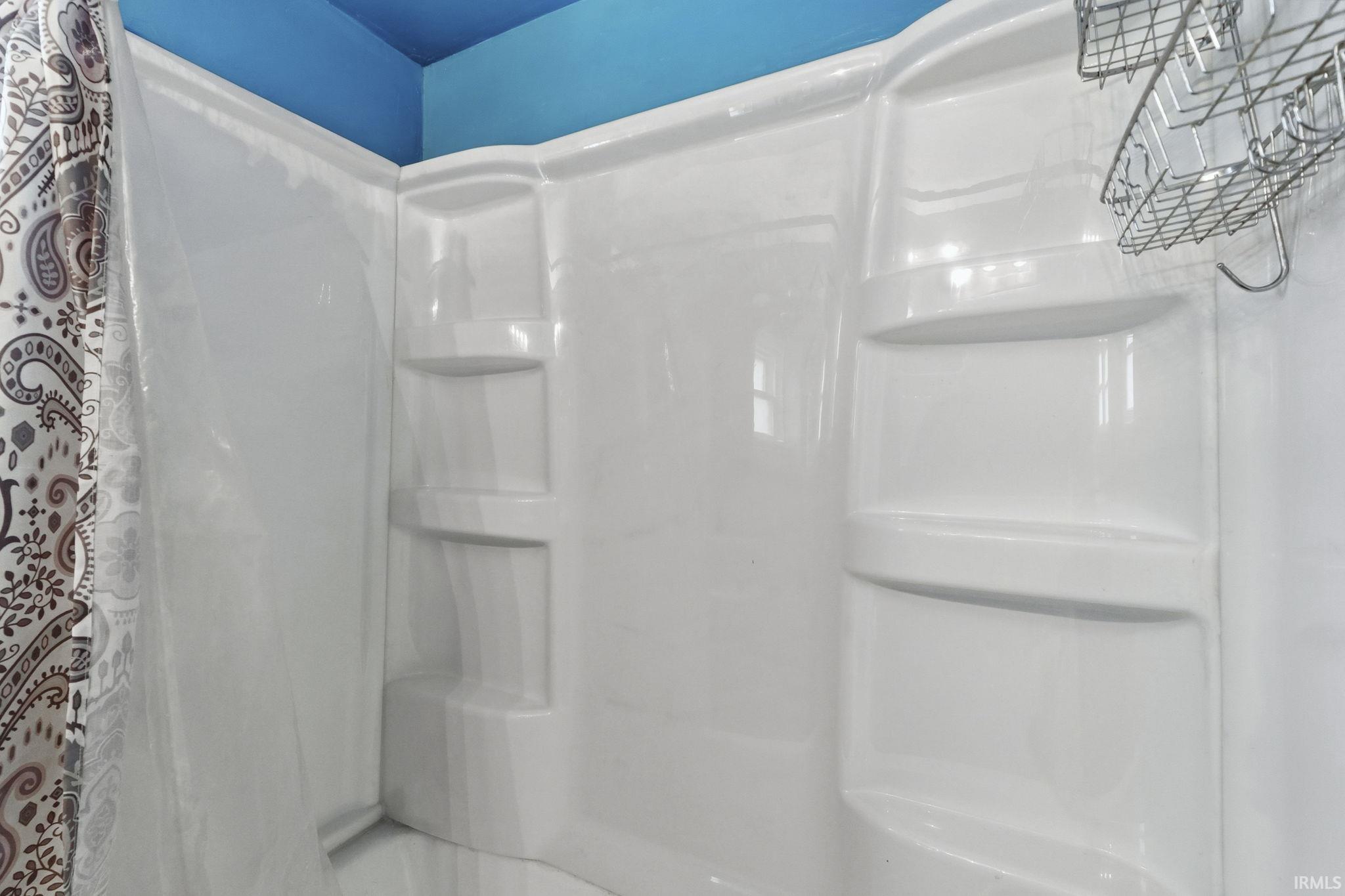 2230 Cass Street Fort Wayne, IN 46808 - Photo 13 of 29