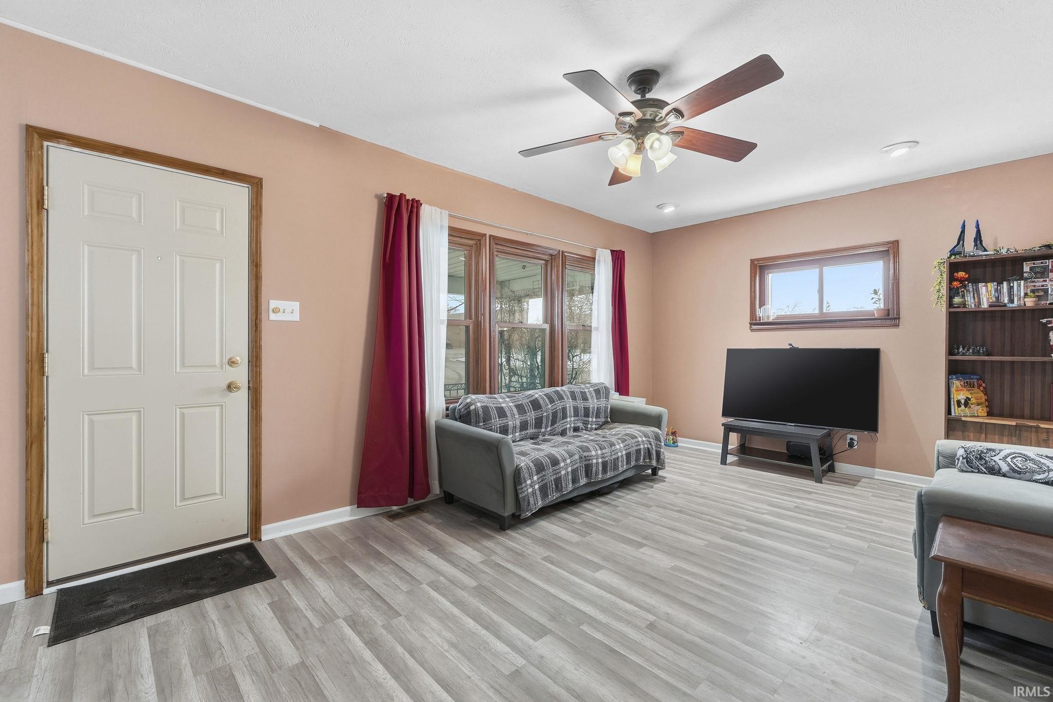 2230 Cass Street Fort Wayne, IN 46808 - Photo 8 of 29