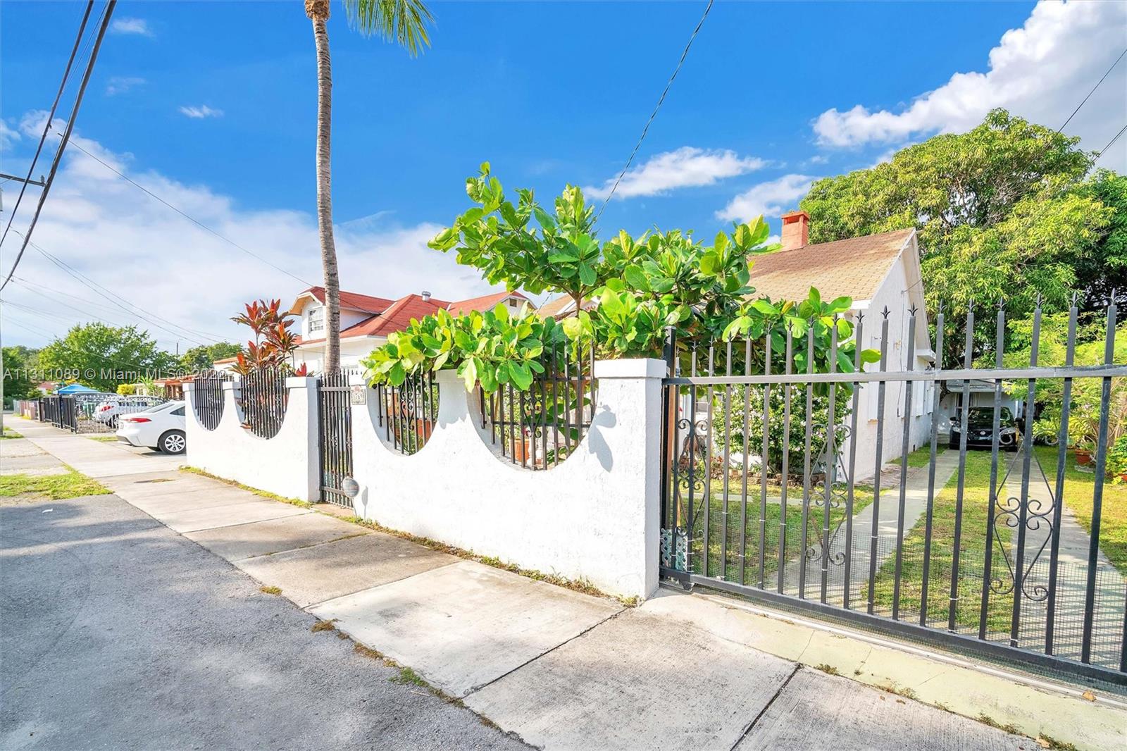 Allapattah Miami, FL 33125 - Photo 2 of 37 a view of a backyard of the house