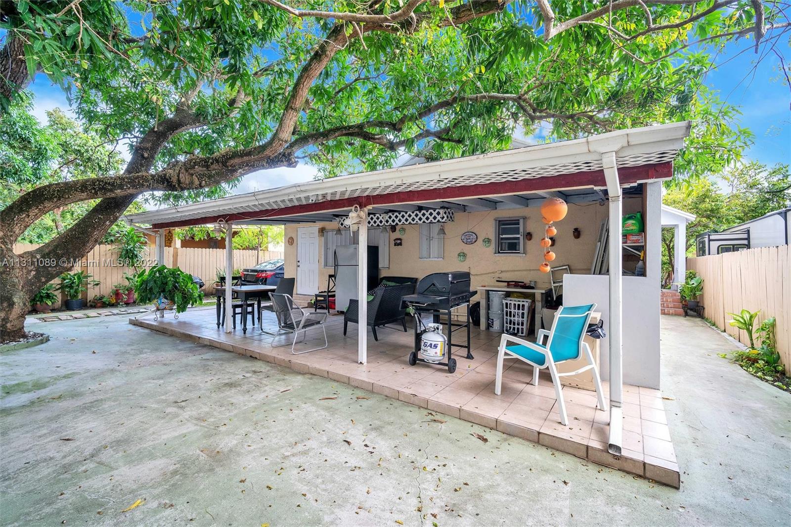 Allapattah Miami, FL 33125 - Photo 36 of 37 an outdoor view with patio