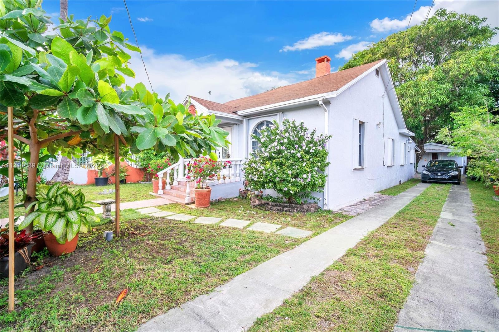 Allapattah Miami, FL 33125 - Photo 5 of 37 a house view with a garden space