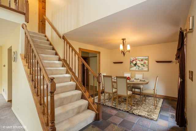67 Bright Ridge Drive Schaumburg, IL 60194 - Photo 8 of 16 a view of entryway and hall